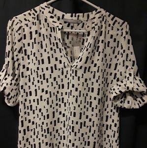 Cute black and white print blouse